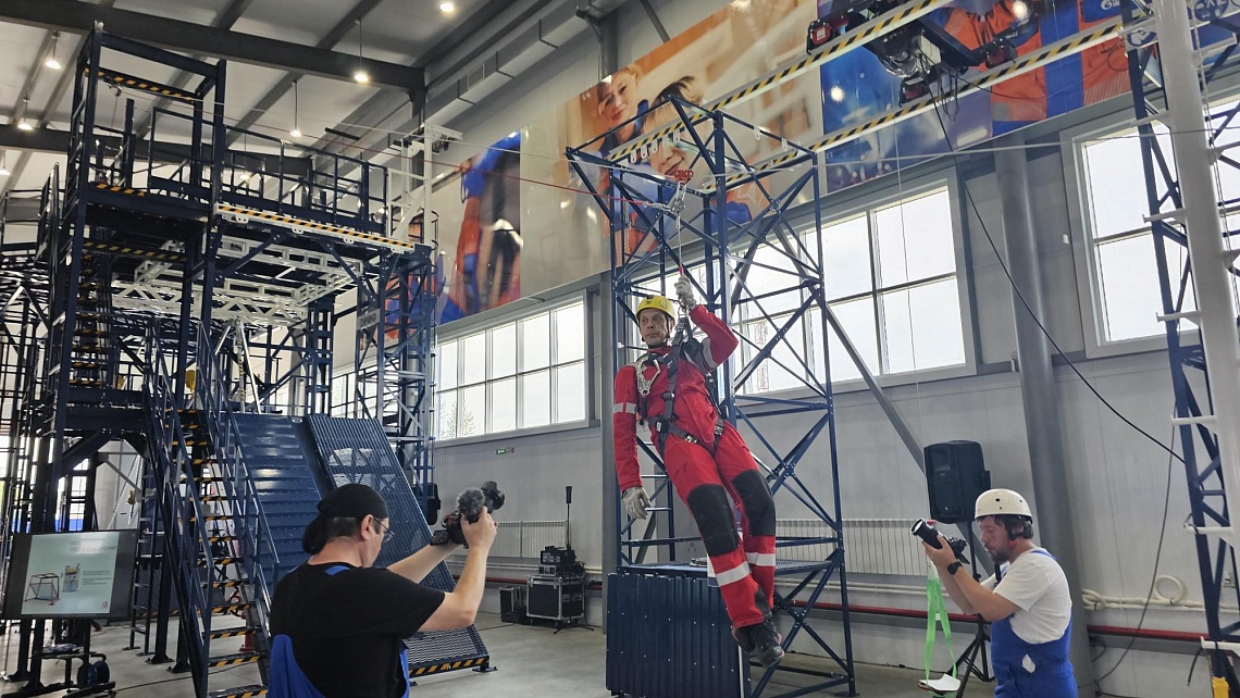 г. Ноябрьск. АО «Газпромнефть-ННГ» запускает уникальный учебно-тренировочный полигон «Альпинист 23-0-01»